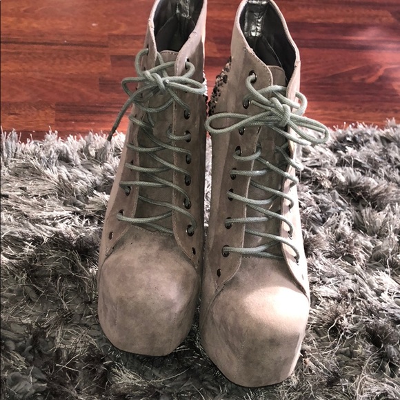 COPY - Grey sparkly booties - Picture 4 of 8